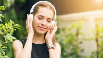 How music therapy promotes emotional health?